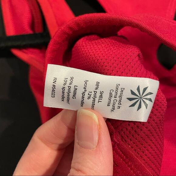 Athleta Red Classic Sports Bra Womens S Athletic Comfortable Workout Gym Top - Picture 3 of 7